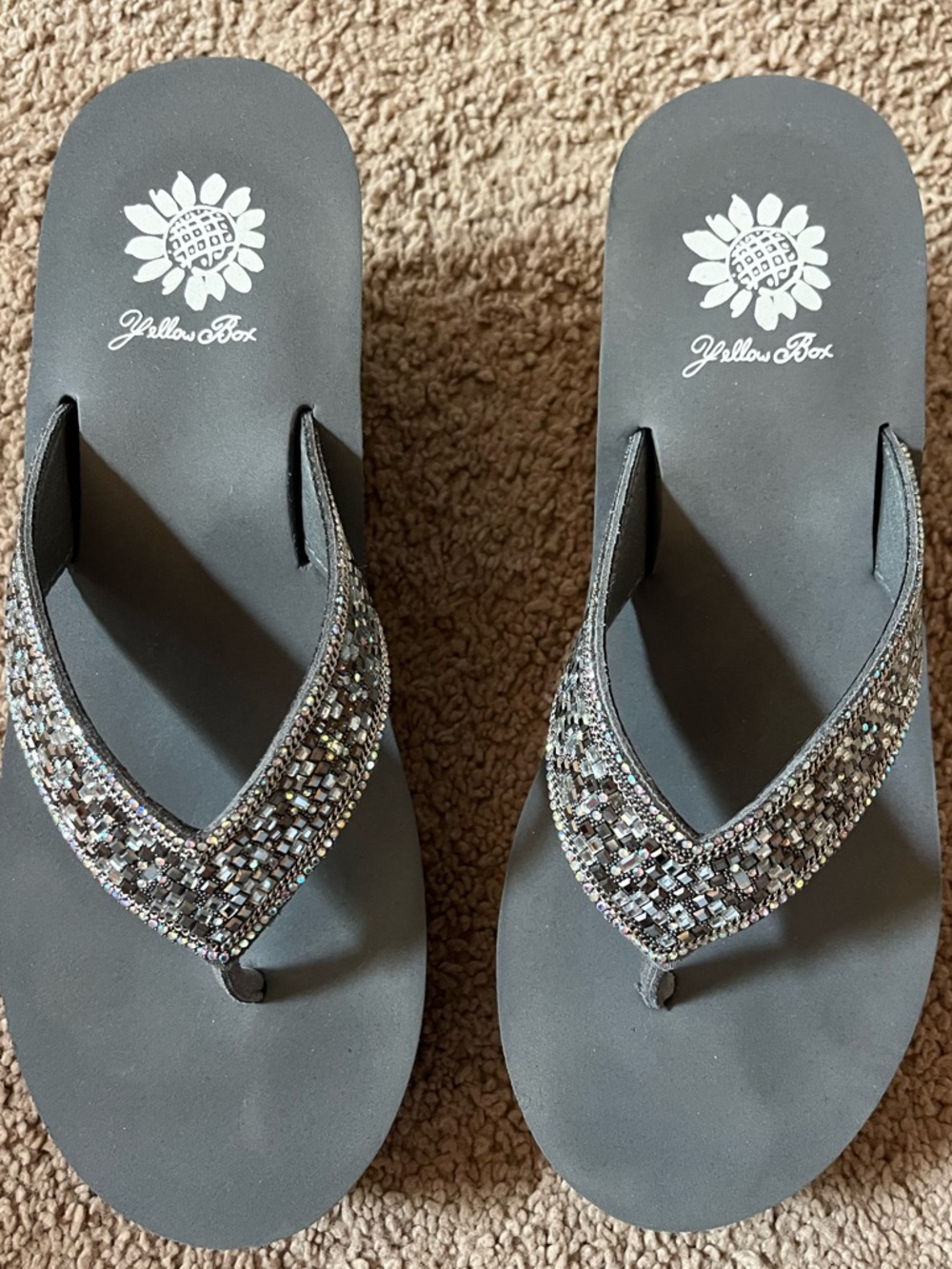 Yellow Box Etta Gray Embellished Flip Flop Sandals Size 7